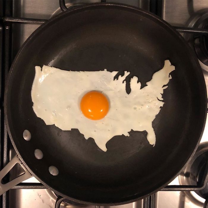Mexican-artist-turns-eggs-into-amazing-works-of-art-and-youre-sure-to-want-one-of-those-at-breakfast-5a4362b689053__700.jpg