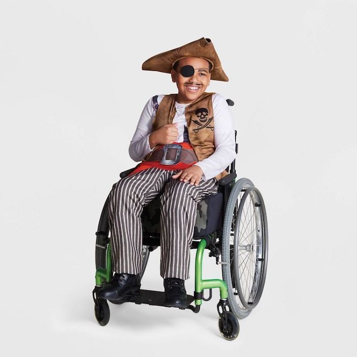 target-inclusive-halloween-costumes-5-5da7c18f68a8c-jpeg__700.jpg