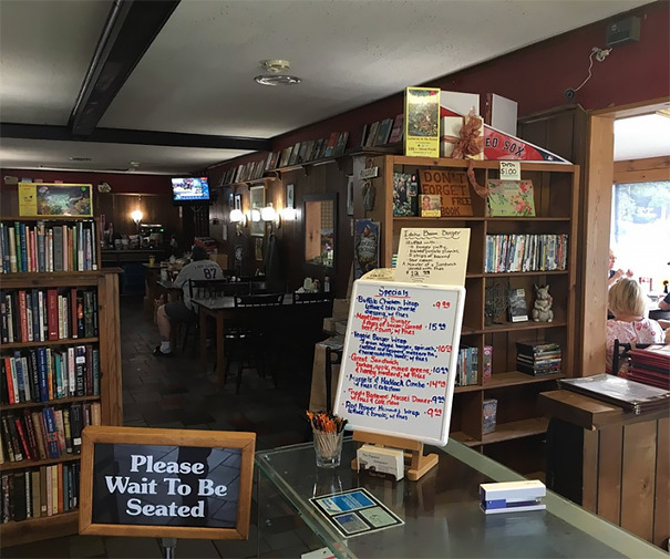 free-books-traveler-restaurant-connecticut-7-1.jpg
