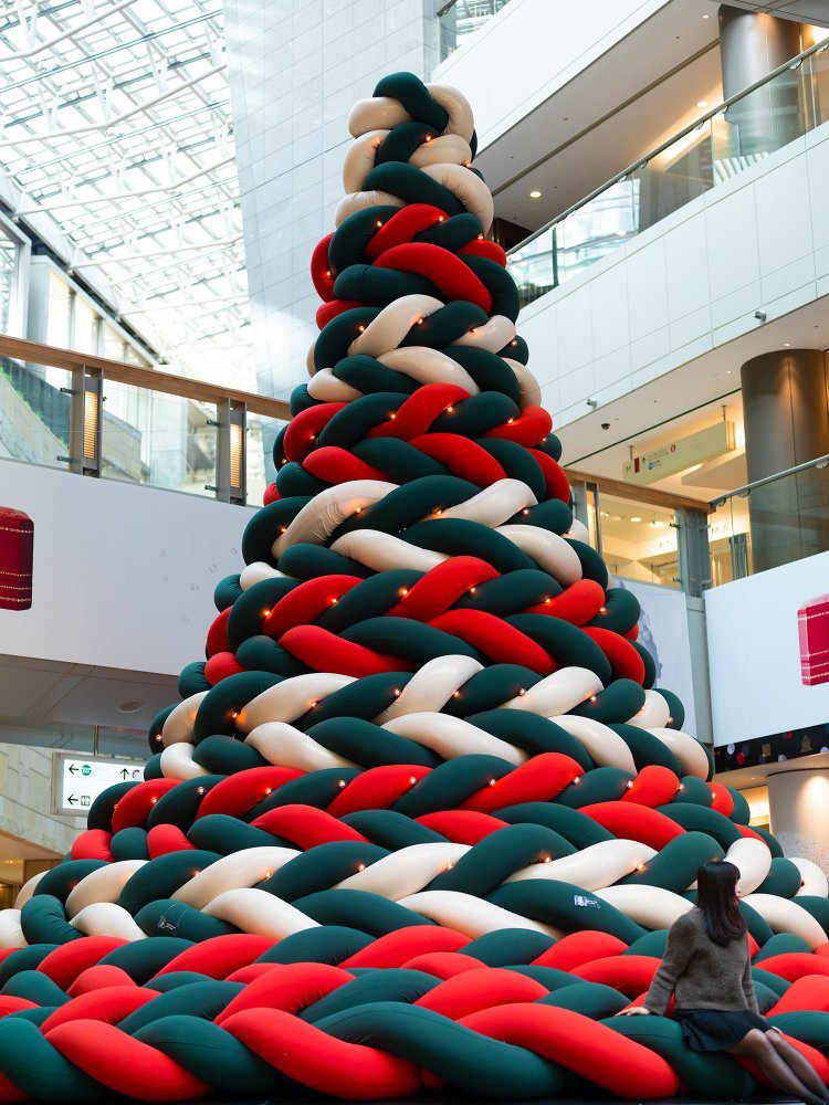 domino-architects-knit-christmas-tree-3.jpg