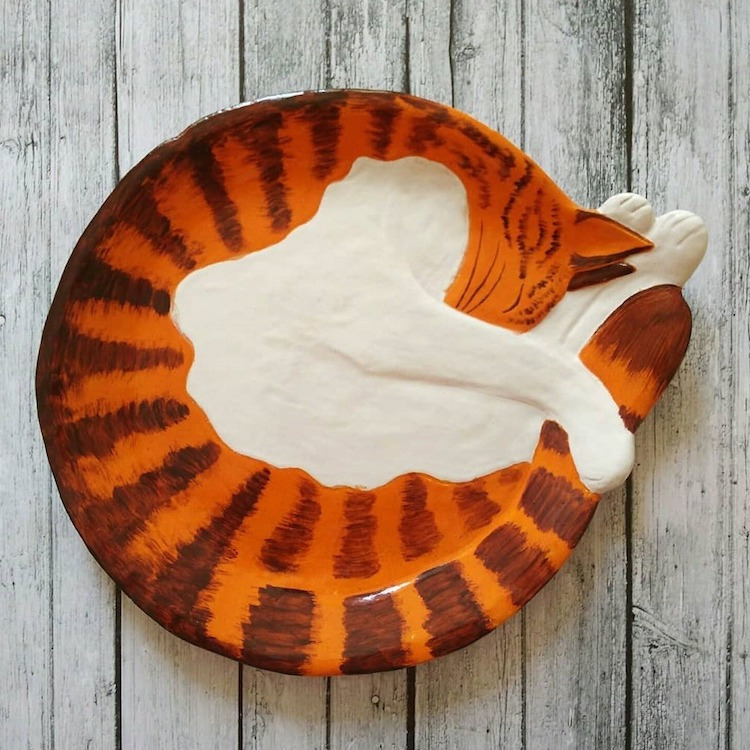 ceramic-cat-plates-taniko-ga-7.jpg