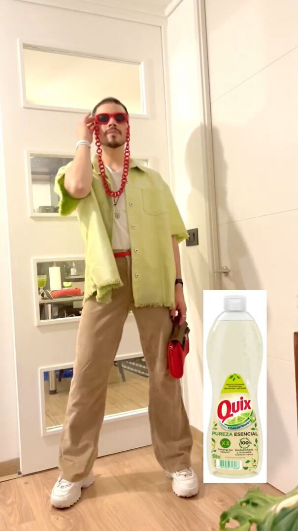 This-Chilean-designer-was-inspired-by-cleaning-products-to-create-his-looks-10-Pics-6087bb2a0a2a7-png__605.jpg