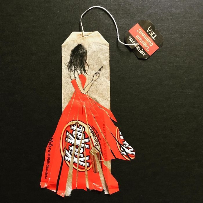 Artist-makes-incredible-mini-paintings-in-tea-bags-and-the-result-is-a-big-work-of-art-5a65b7a490771__700.jpg