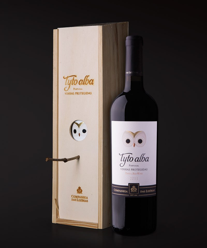 modern-wine-bottle-packaging-wood-box-220617-951-02.jpg