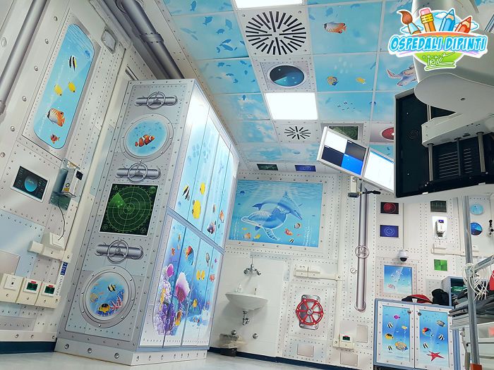 This-Italian-painter-turns-the-hospitals-walls-into-an-enchanted-kingdom-to-help-children-deal-with-their-fears-5eccff8110ece__700.jpg
