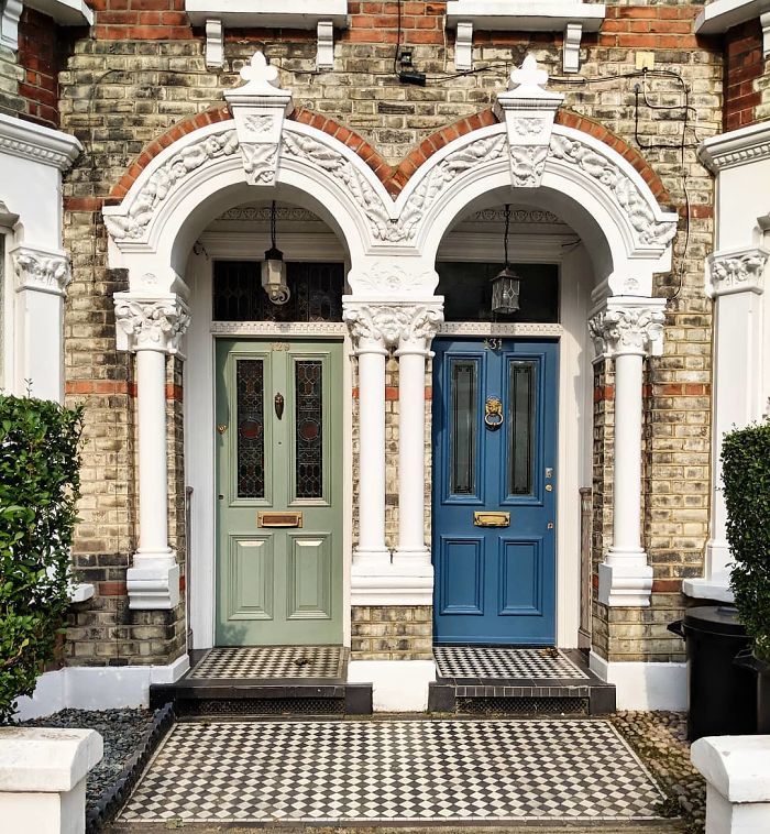 colorful-front-doors-photography-london-bella-foxwell-49-5c36fa3fdeee3__700.jpg