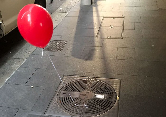 creepy-red-balloons-all-over-sydney-coverimage.jpg