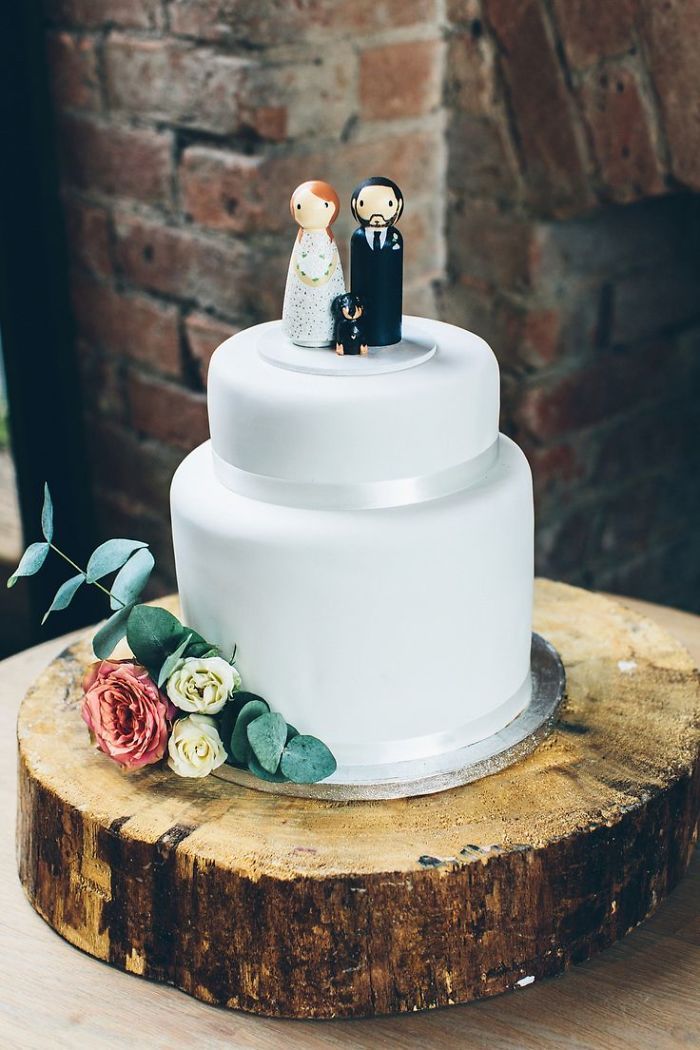 dog-lover-wedding-cake-topper-5a7435c10a08c__700.jpg