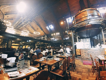 칭기스칸 내부.jpg