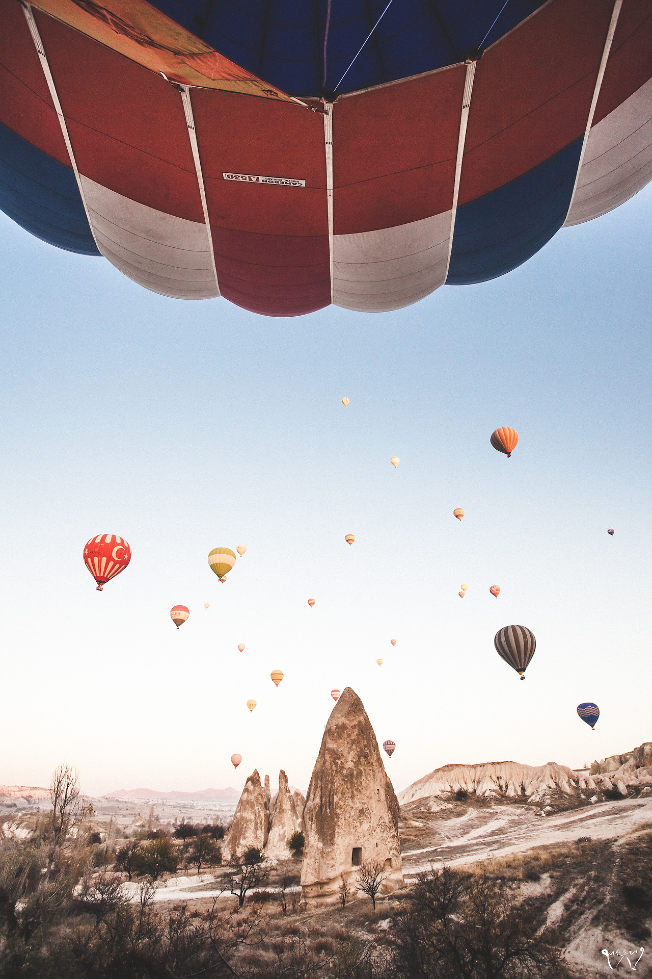 7. 겸손 - 터키 카파도키아.jpg