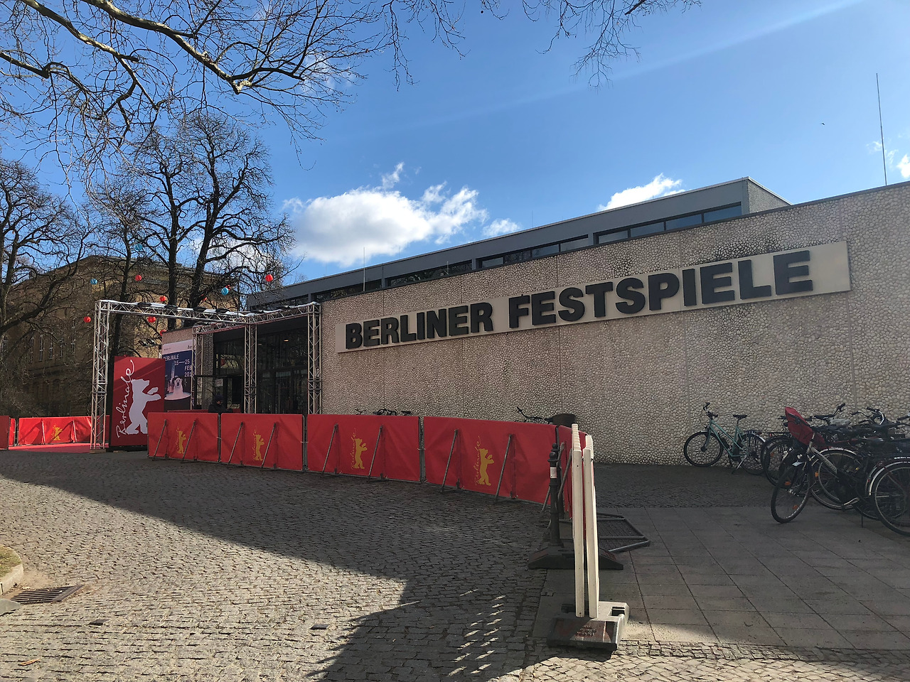 사진 2018. 2. 24. 오후 12 42 19.jpg