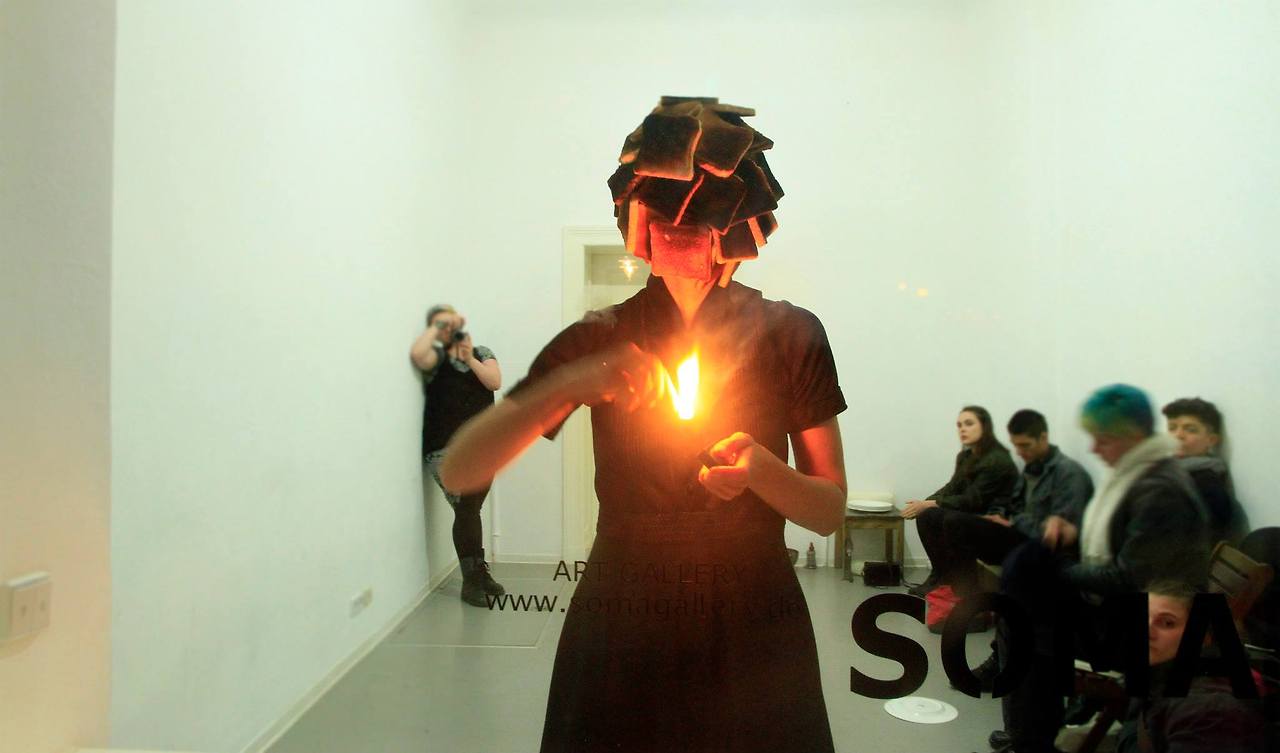 04_performance 2.jpg