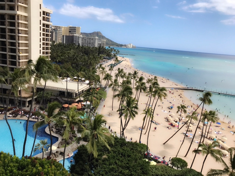 발코니에서 내다 본 오션뷰.jpg