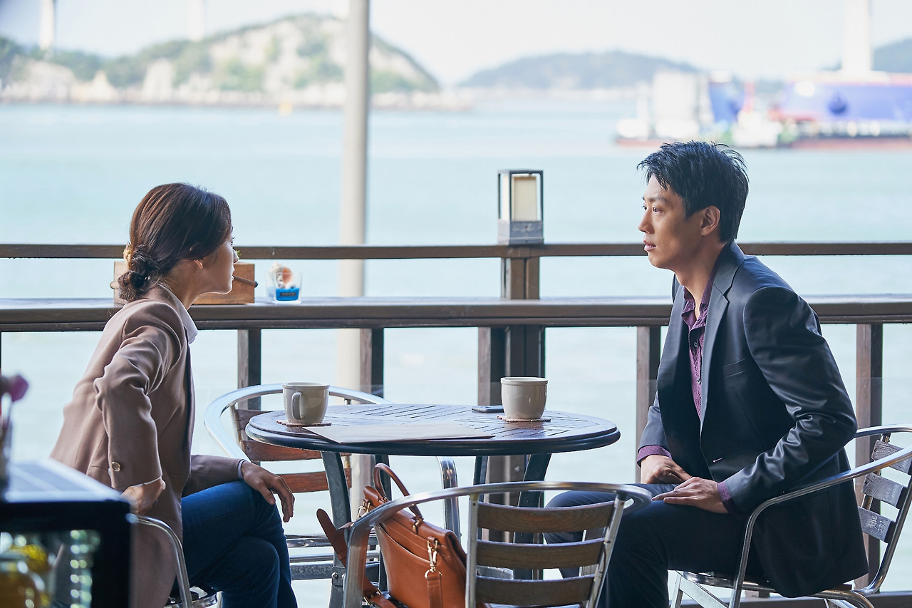 롱 리브 더 킹 목포 영웅.jpg