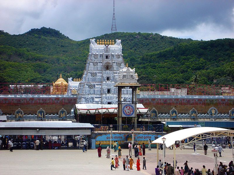 800px-Venkateshwara_Tirupati_Temple.jpg