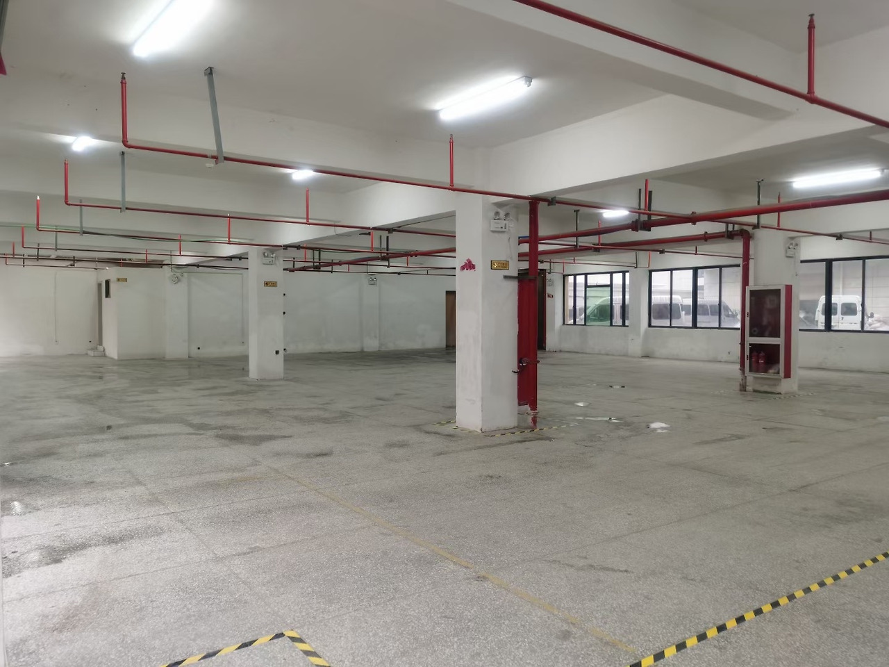 중국이우창고_이노마드 (1).jpg