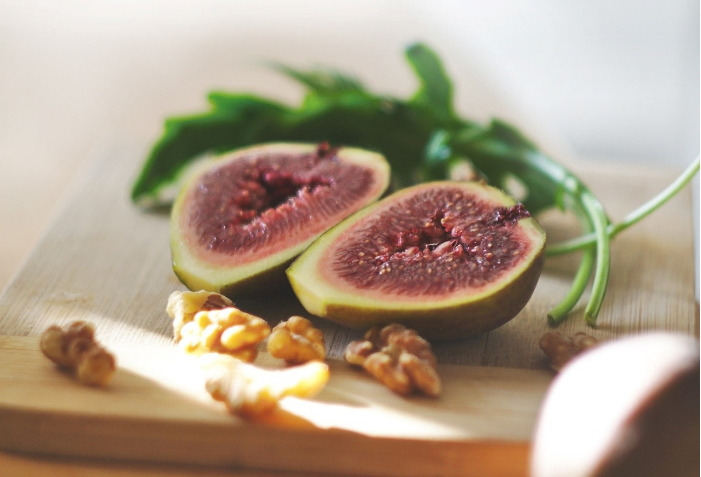 어니스트펀드 p2p대출 p2p금융 스타트업 핀테크 혁신 렌딧 8퍼센트 피플펀드 반값이자 반값등록금 반값이자 한국경제 p2p투자 저금리시대.jpg