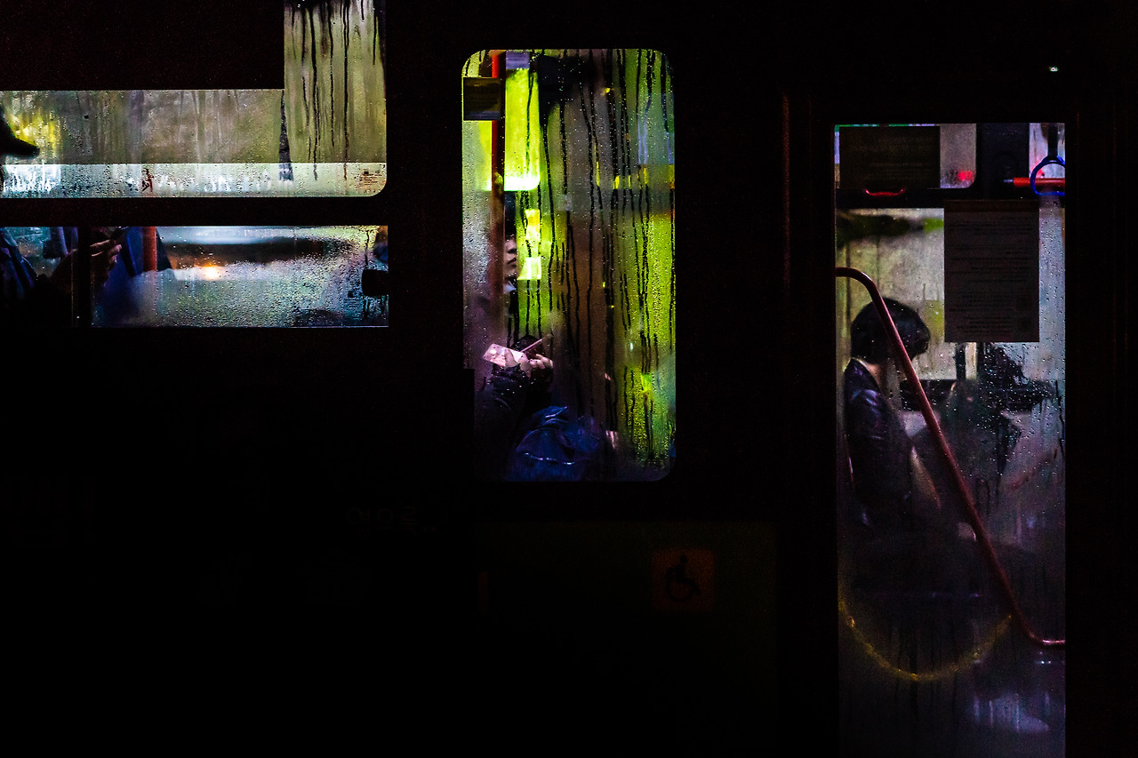 01_검은 상처의 벽.jpg