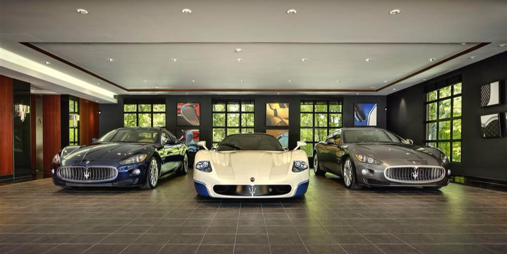 luxurygarage.jpg