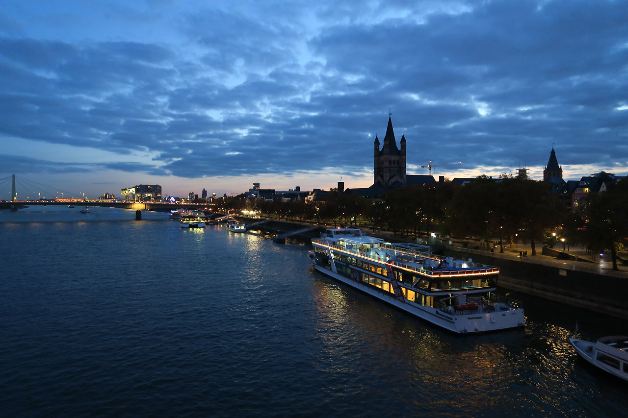 사진 2015. 10. 30. 오전 1 43 14.jpg