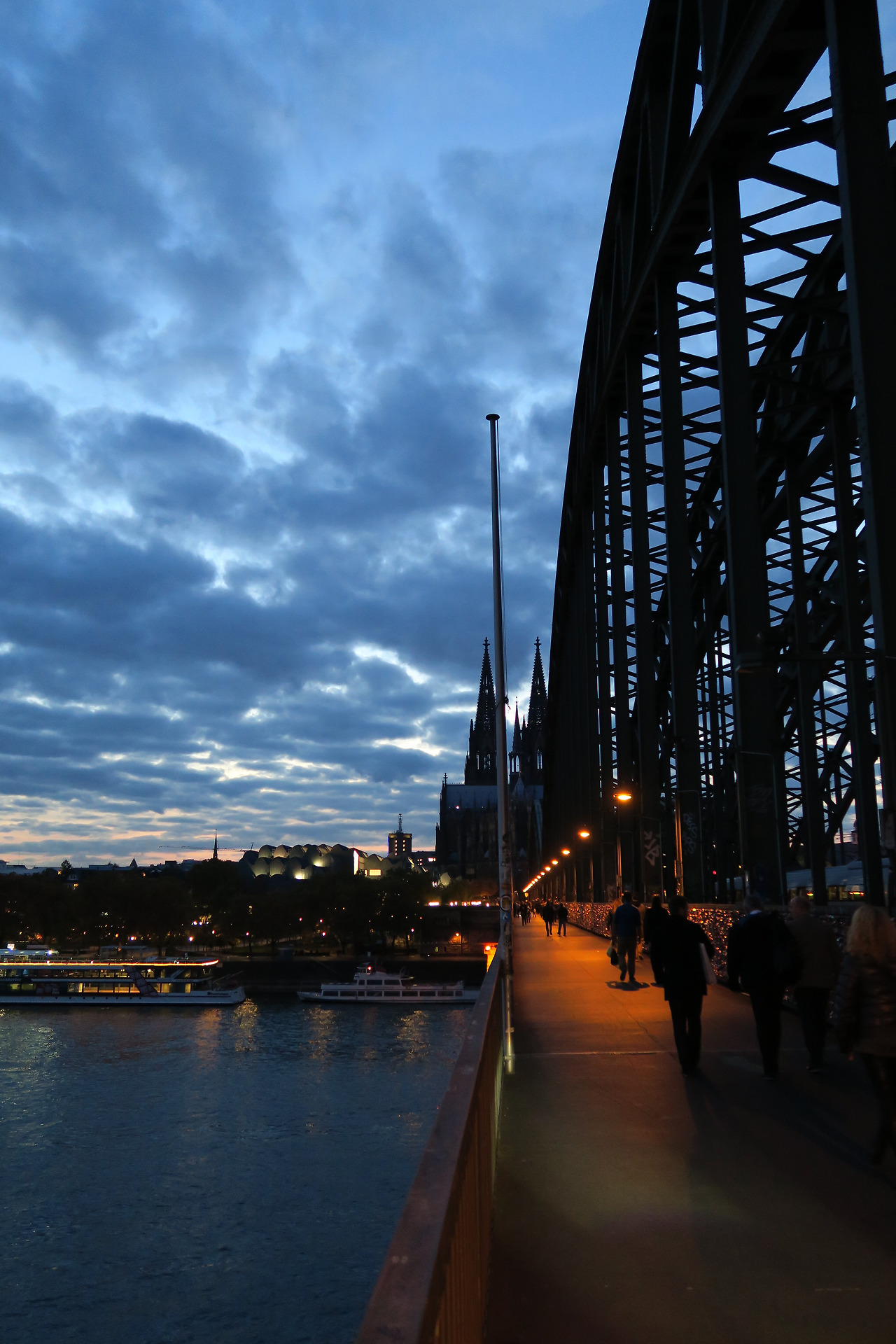 사진 2015. 10. 30. 오전 1 39 48.jpg