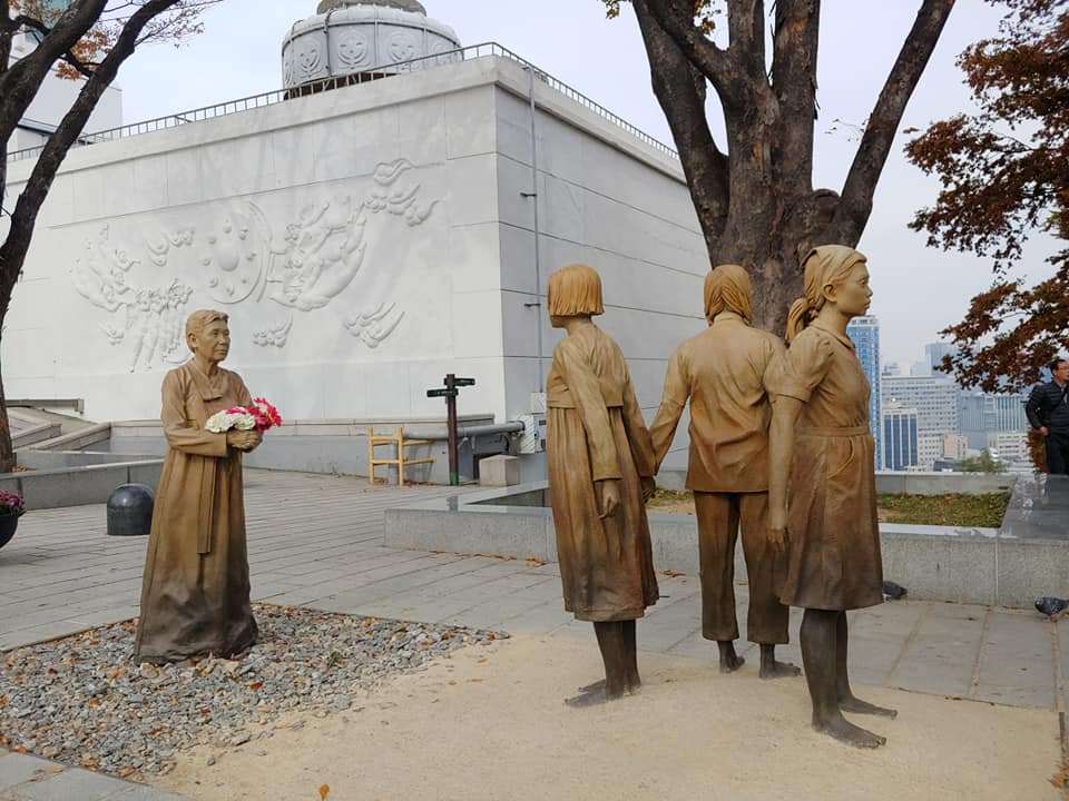 위안부기림비.jpg