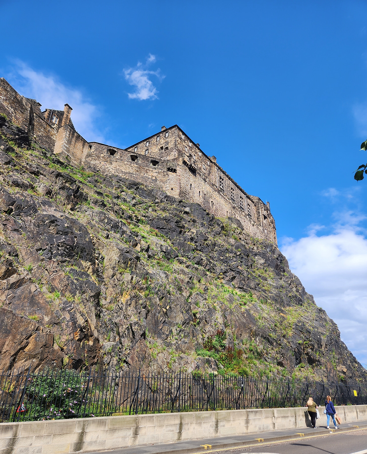 에딘버러 성2.jpg