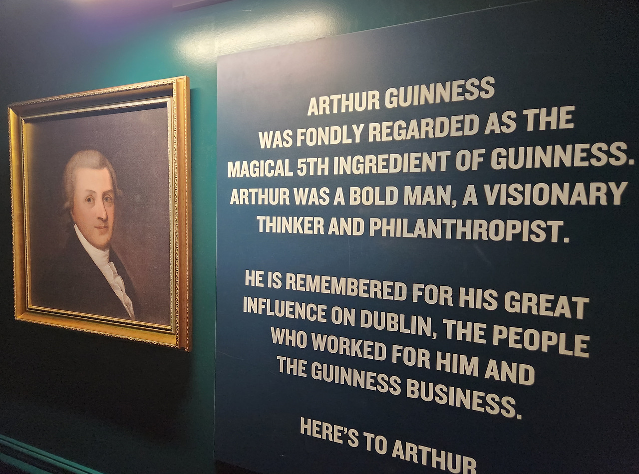 아서 기네스 사진.jpg