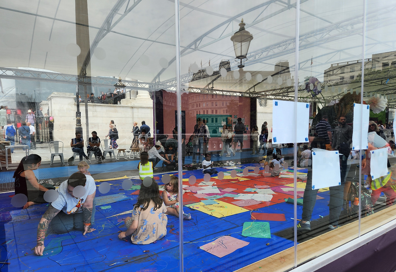 겔러리 밖활동.jpg