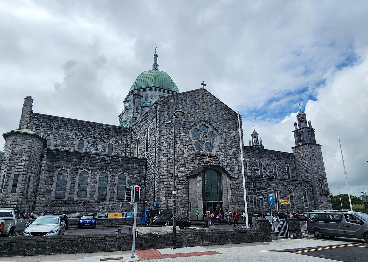 켈웨이 성당.jpg