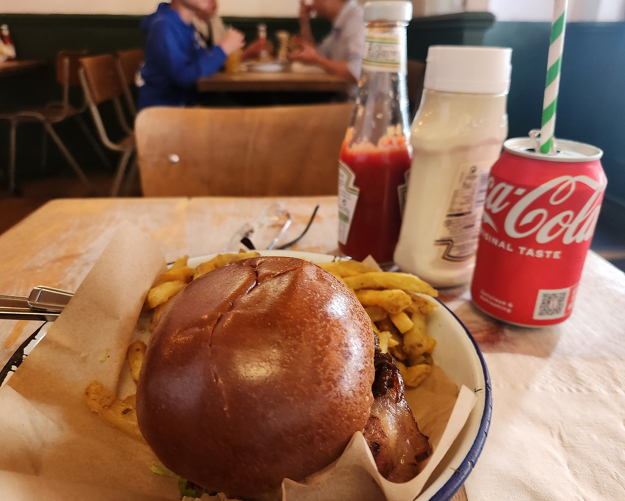 어니스트 버거3.jpg