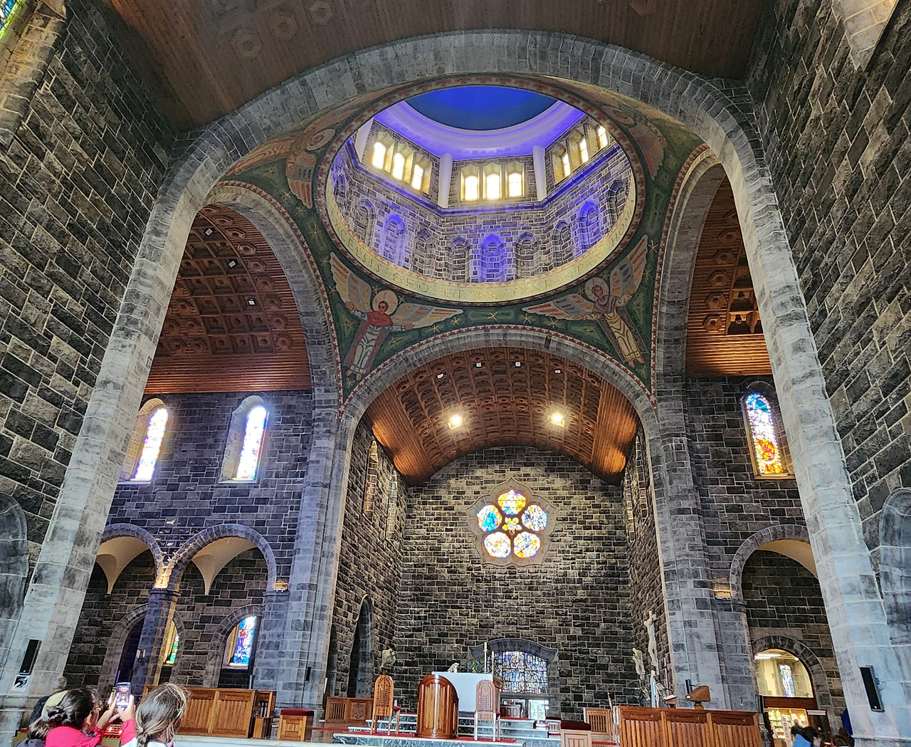 켈웨이 성당3.jpg