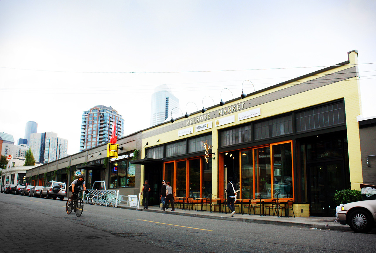 MelroseMarketexterior_big.jpg