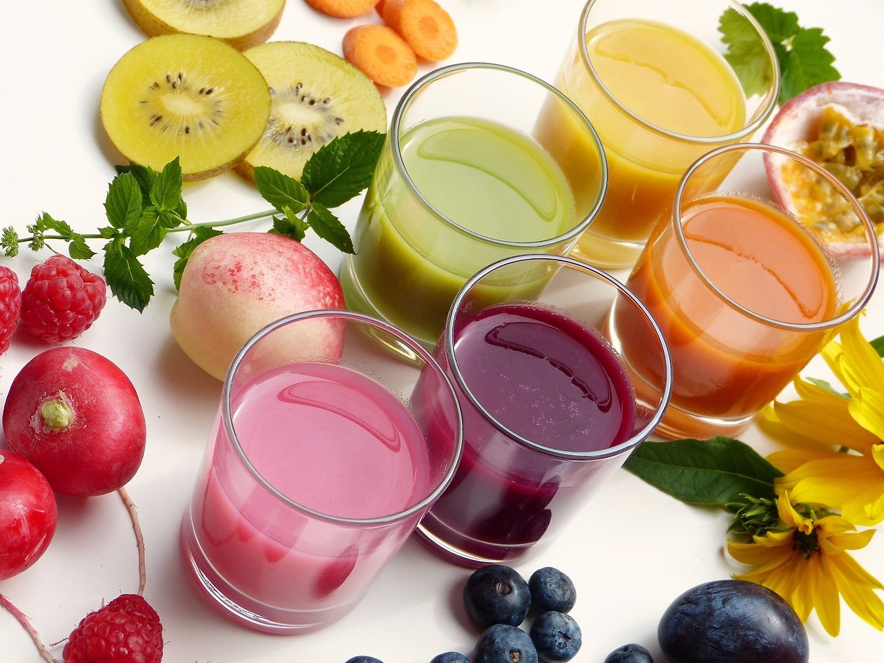 smoothies-3809509_1920.jpg