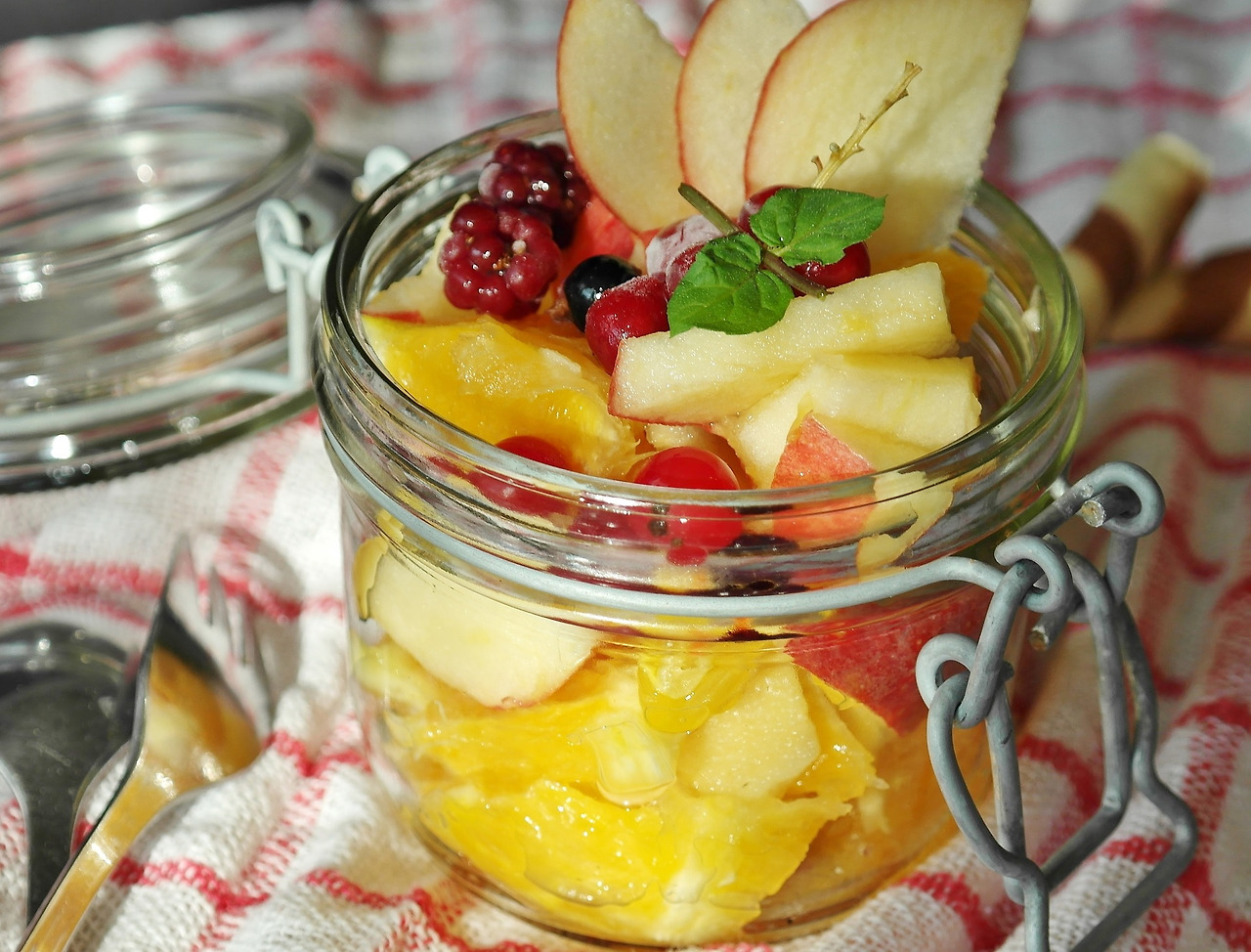 fruit-salad-3661164_1920.jpg