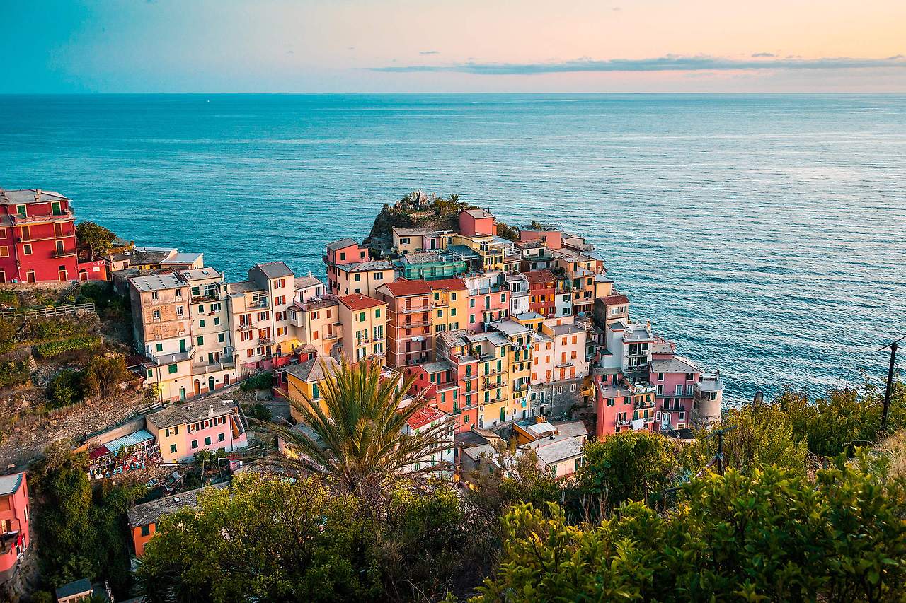 manarola-most-beautiful-village-2210x1473.jpg