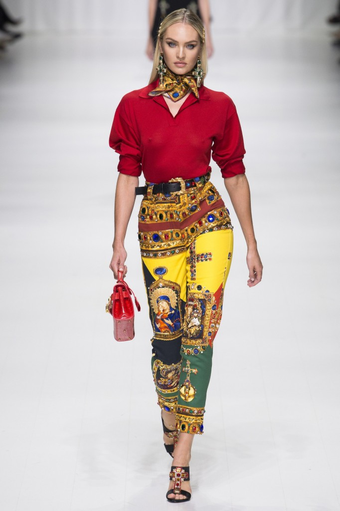 Versace-spring-2018-682x1024.jpg