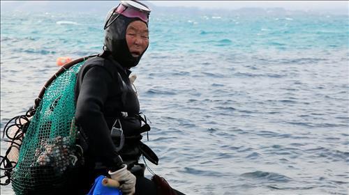 물숨11 할머니해녀.jpg