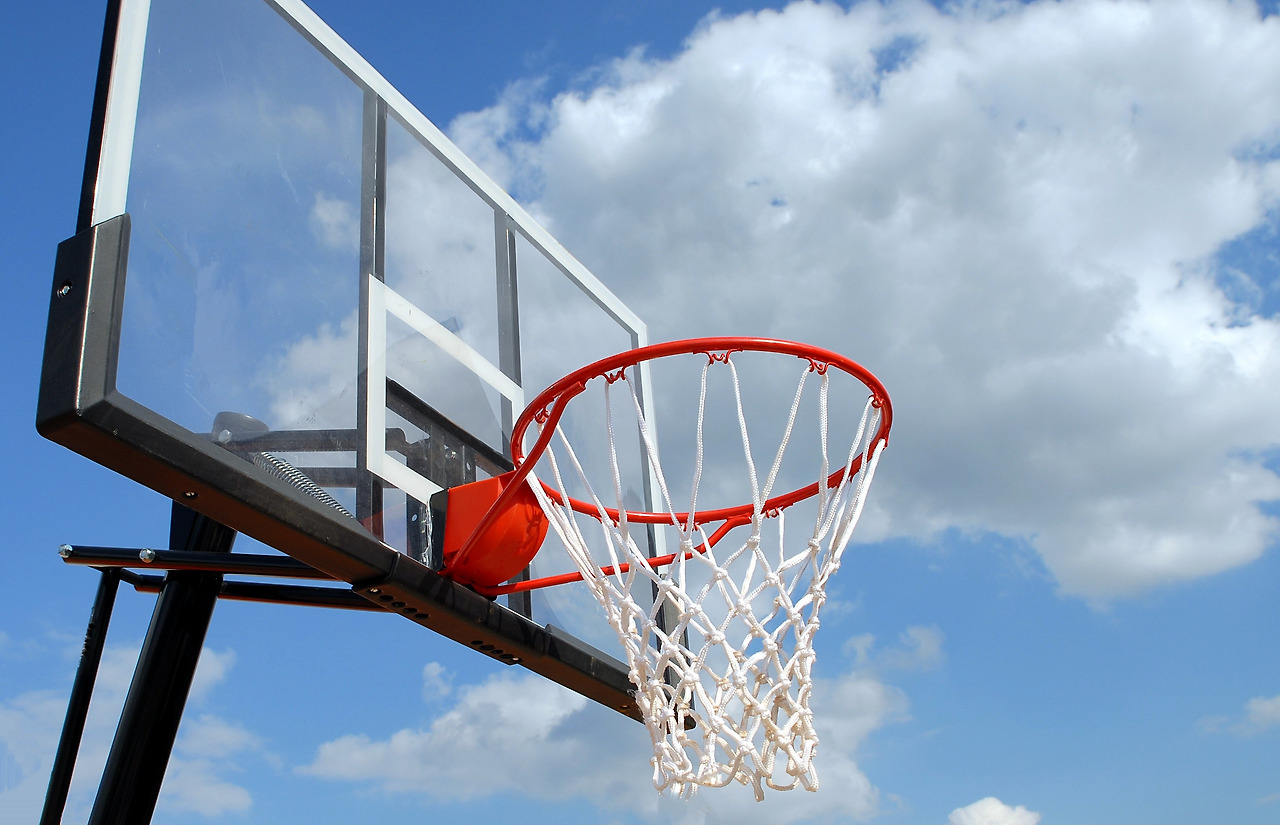 outdoor-basketball-1639860.jpg