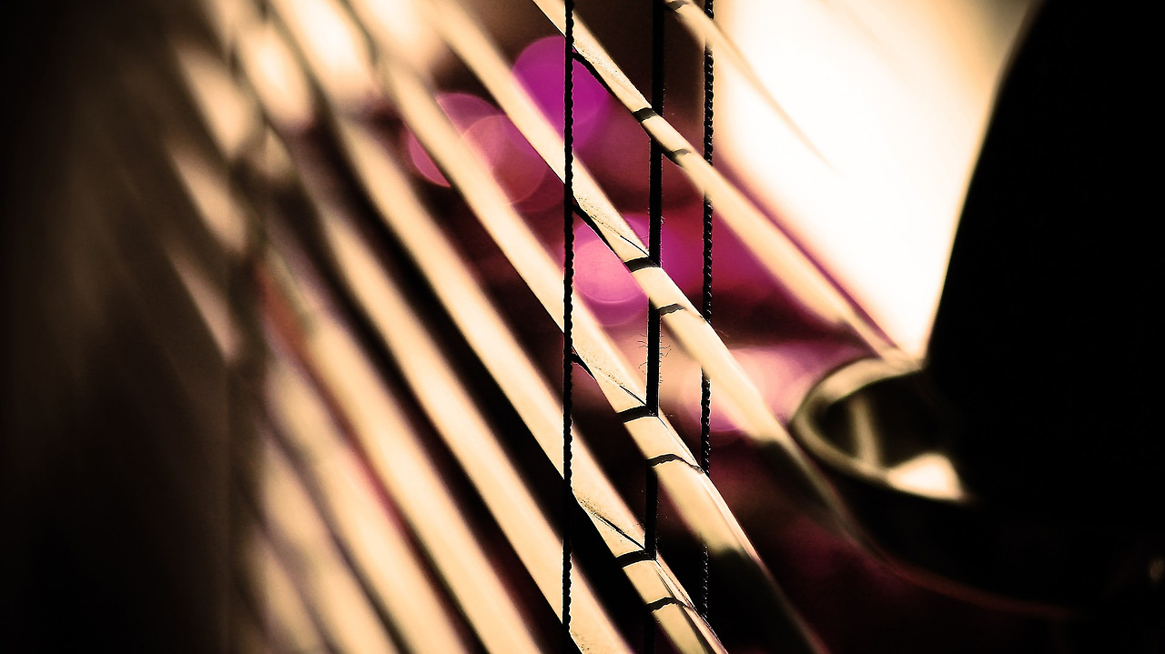 blinds-792635_1920.jpg