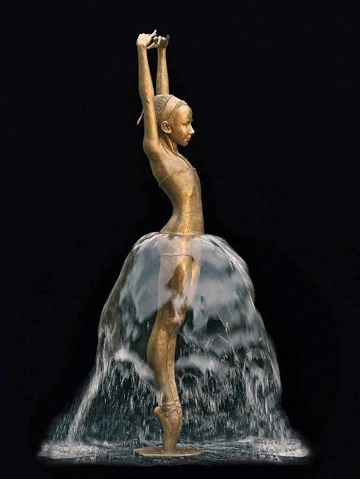 moving-fountain-sculptures-malgorzata-chodakowska-6.jpg