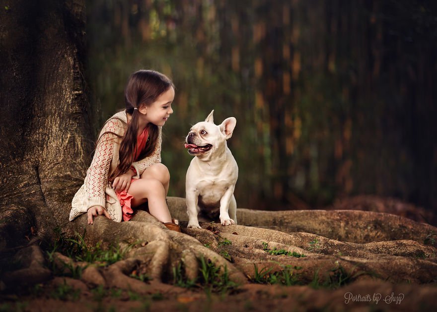 Mumma-Photographer-Capture-Special-Bond-Between-Her-Daughter-And-Animals-9.jpg