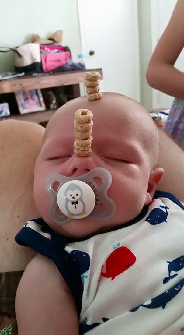 cheerio-challenge-dads-stack-cheerios-babies-funny-competition-1-576518fa9d326__605.jpg