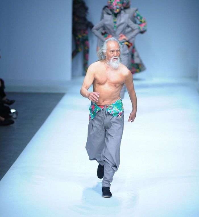 80-year-old-model-grandpa-china-wang-deshun-1-581de8c1631d6__700.jpg