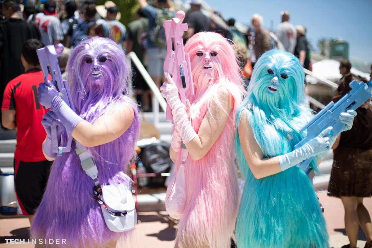 these-glam-chewbacca-cosplayers-made-their-costumes-out-of-wig-hair-they-look-ready-to-party.jpg