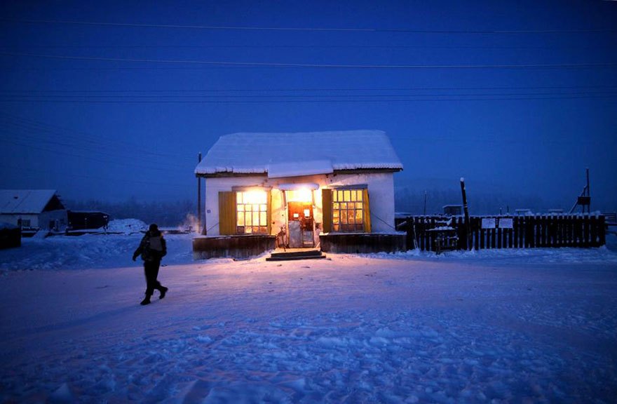 coldest-village-oymyakon-russia-amos-chaple-7.jpg