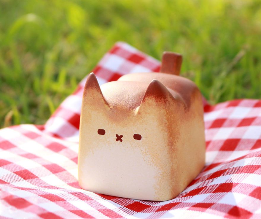 Warmly-baked-The-Breadcat-577626a354a26__880.jpg
