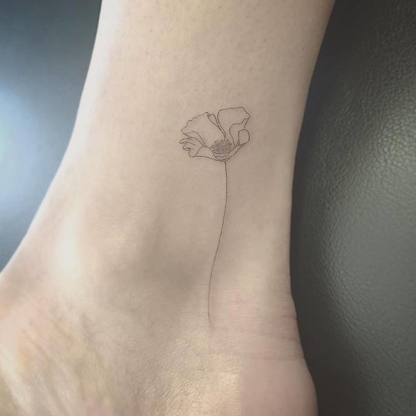 minimal-foot-tattoos-5.jpg