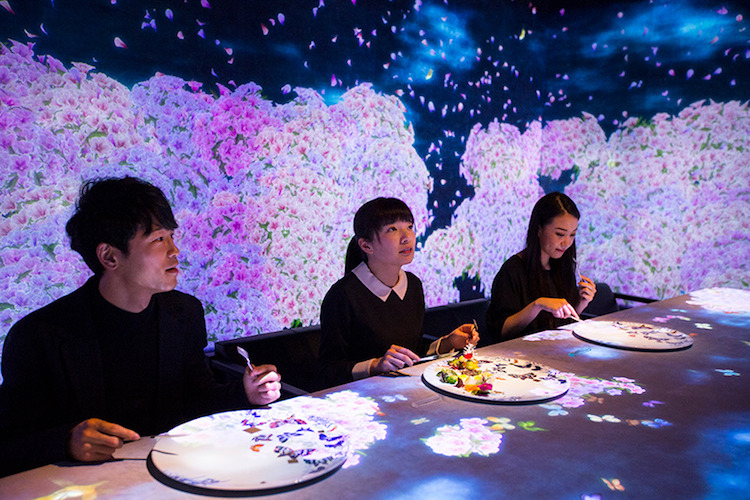 teamlab-interactive-restaurant-tokyo-9.jpg