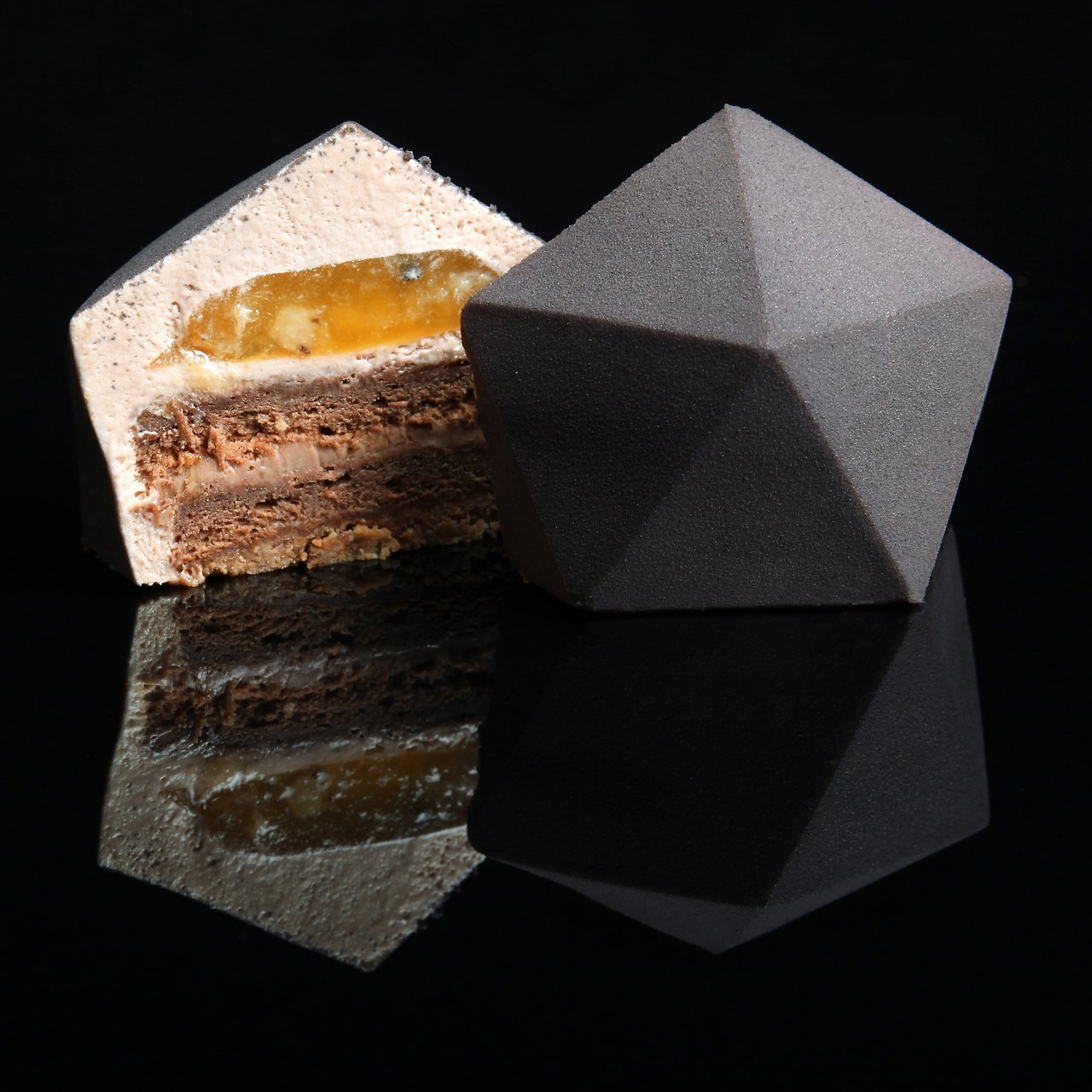 architectural-cakes-dinara-kaso-food-design_dezeen_dezeen_2364_col_20.jpg